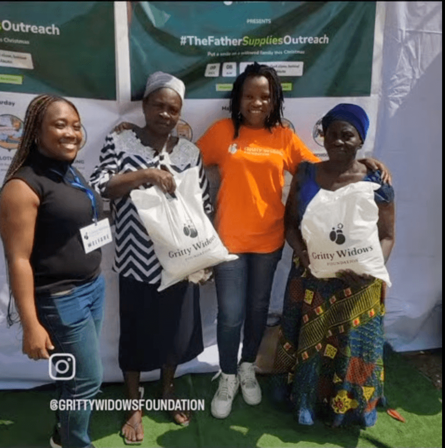 Volunteer empowering others